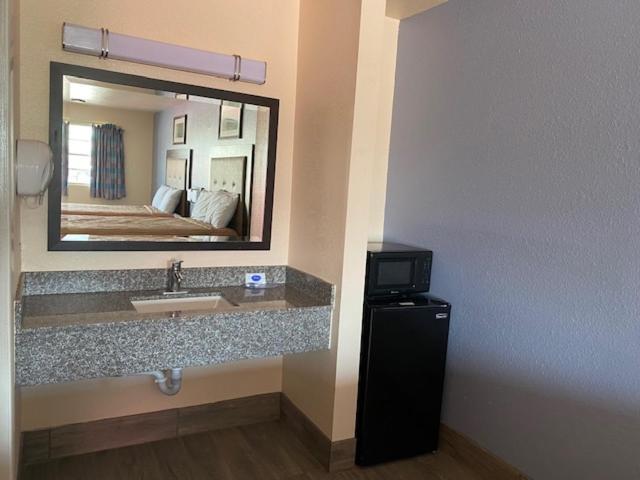 Texas Inn Сегин Экстерьер фото
